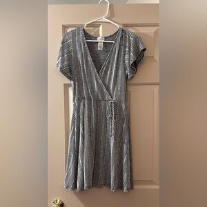 Lrg Caution to the wind dress- never worn